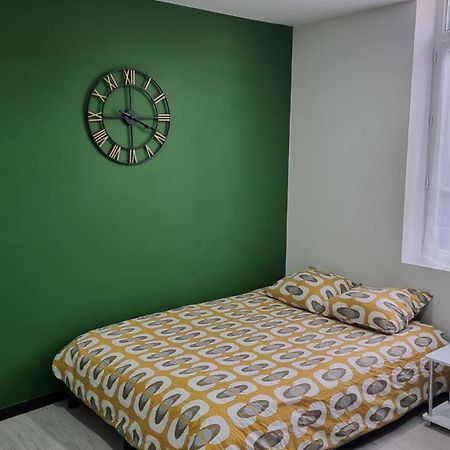 Studio Hibiscus Tout Confort, Renove Saint-Quentin  Exteriér fotografie
