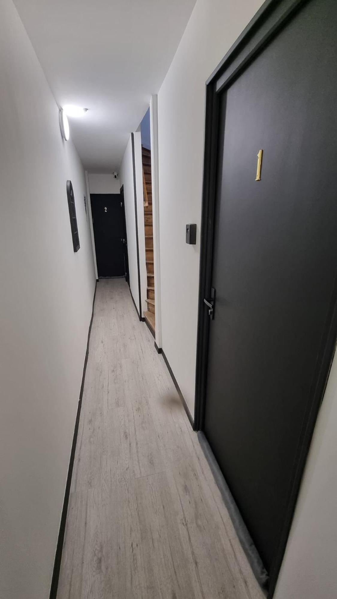 Studio Hibiscus Tout Confort, Renove Saint-Quentin  Exteriér fotografie